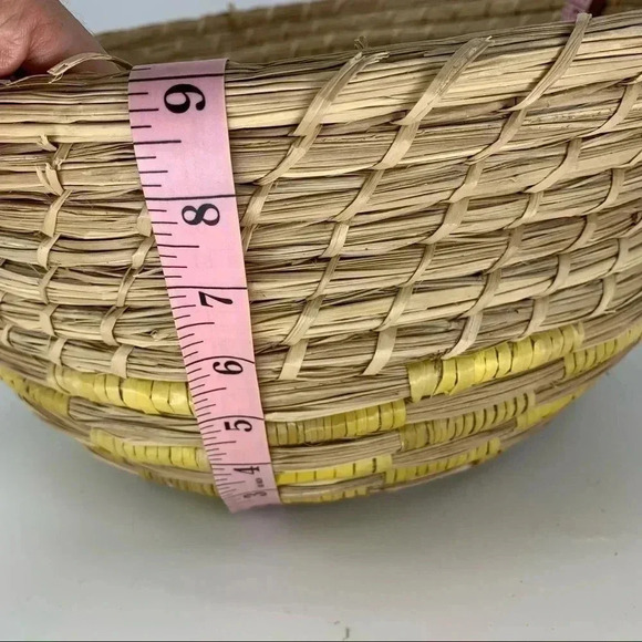 Handwoven coiled 9x15 sweetgrass basket - Picture 5 of 7